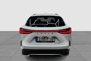 Lexus NX bild 3