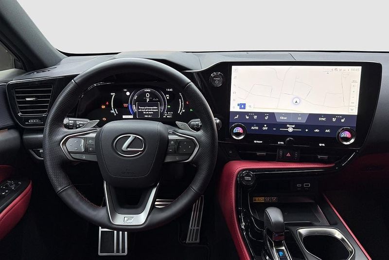 Lexus NX bild 12