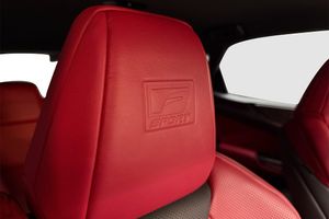 Lexus NX bild 16