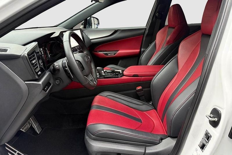 Lexus NX bild 15