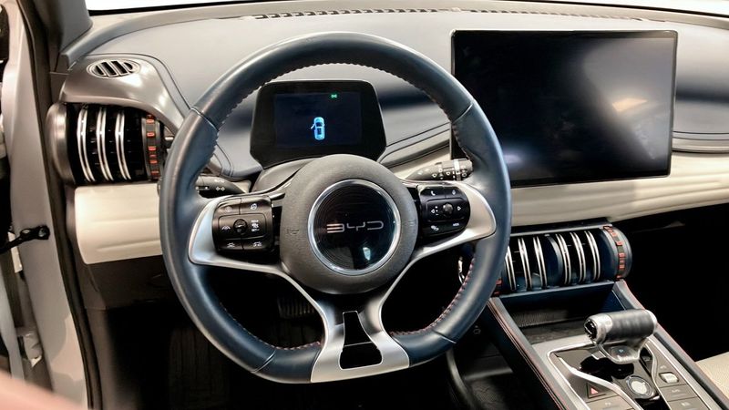 BYD Atto 3 bild 19