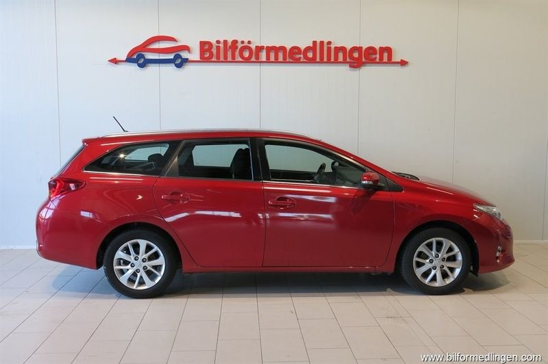 Toyota Auris bild 2