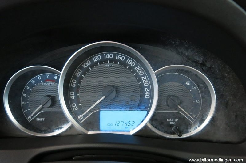 Toyota Auris bild 13