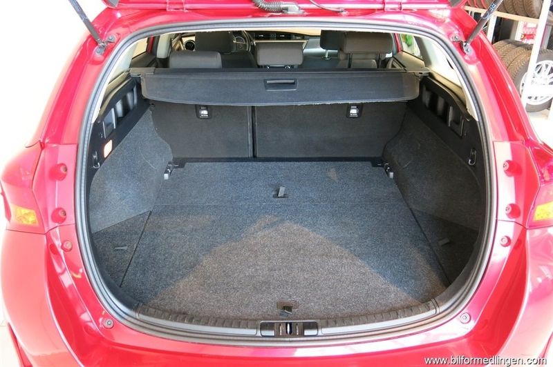 Toyota Auris bild 11