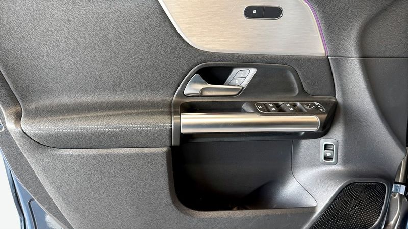 Mercedes B200 bild 11