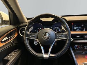 Alfa Romeo Stelvio bild 9