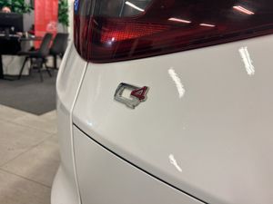Alfa Romeo Stelvio bild 22