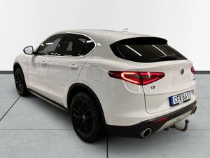 Alfa Romeo Stelvio bild 5