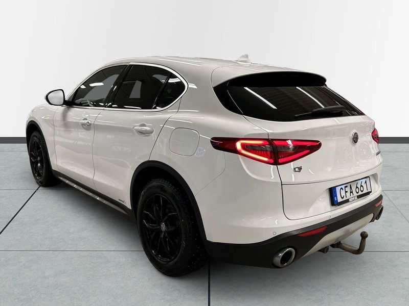 Alfa Romeo Stelvio bild 5