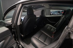 Tesla Model 3 bild 19