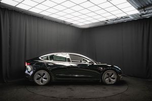 Tesla Model 3 bild 6
