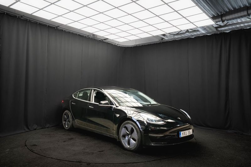 Tesla Model 3 bild 5