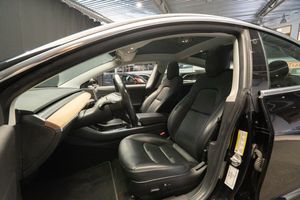 Tesla Model 3 bild 16