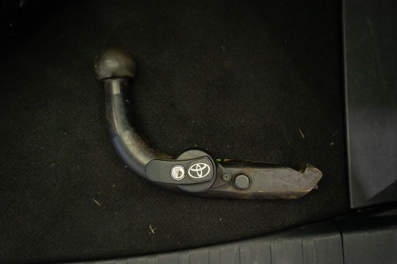 Toyota RAV4 bild 10