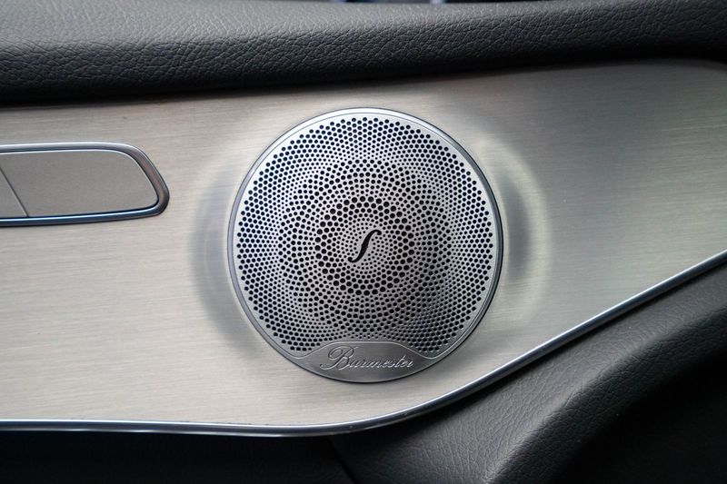 Mercedes GLC220 bild 12