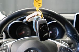 Mercedes GLC220 bild 20