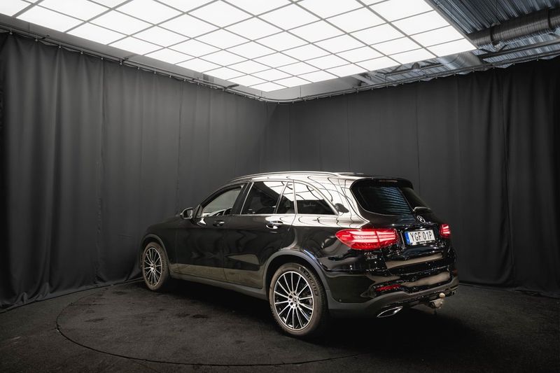 Mercedes GLC220 bild 8