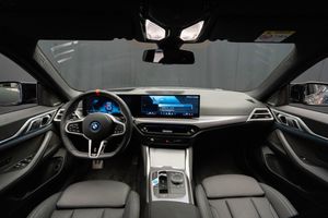 BMW i4 bild 18