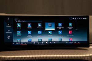 BMW i4 bild 31