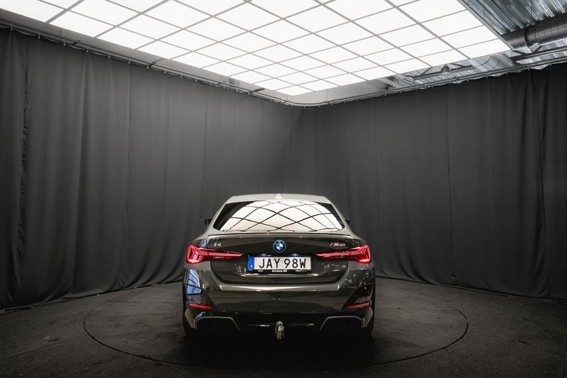 BMW i4 bild 9