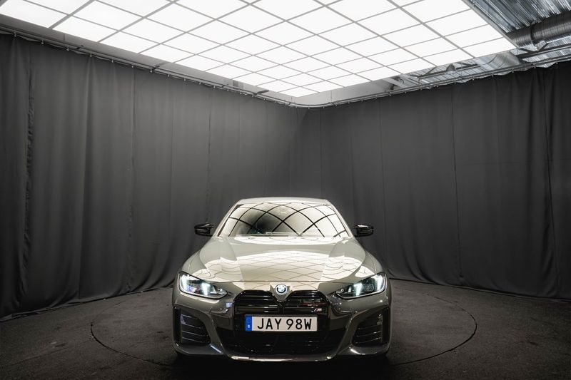 BMW i4 bild 4