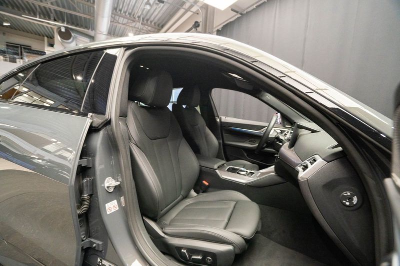 BMW i4 bild 20
