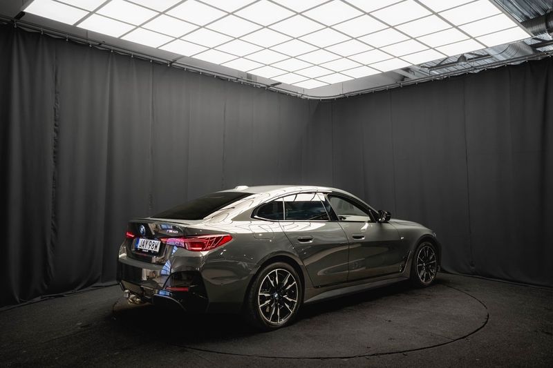 BMW i4 bild 8