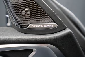 BMW i4 bild 16