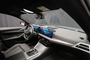 BMW i4 bild 19