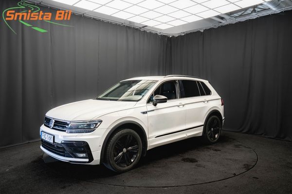 Volkswagen Tiguan TDI 4M R-Line BLACK D-VÄRMARE DRAG KAMERA COCKPIT MOMS - 2020