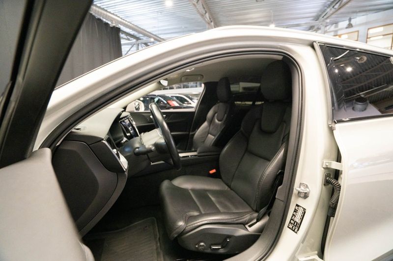 Volvo V60 bild 15