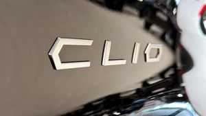 Renault Clio bild 23