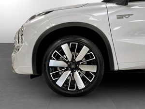 Mitsubishi Outlander bild 9