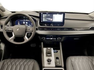 Mitsubishi Outlander bild 3