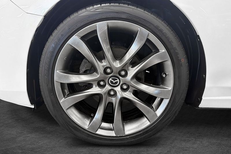 Mazda 6 bild 2