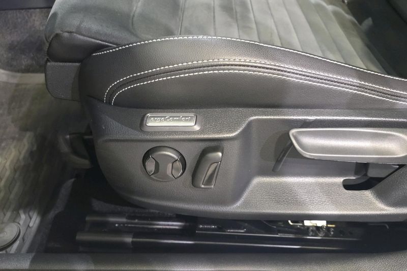 Volkswagen Passat bild 12