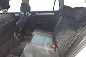 Volkswagen Passat bild 10