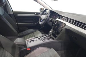 Volkswagen Passat bild 6
