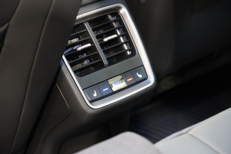 Skoda Enyaq bild 16