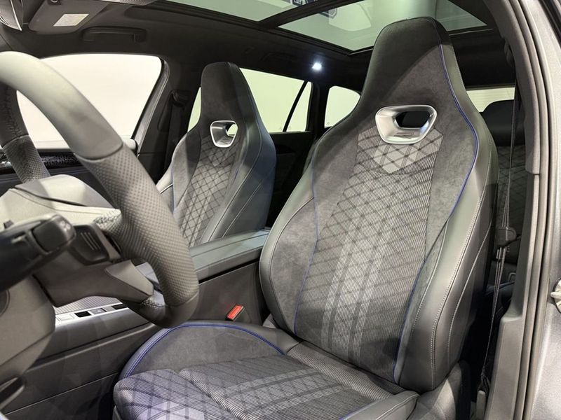 Volkswagen Passat bild 14