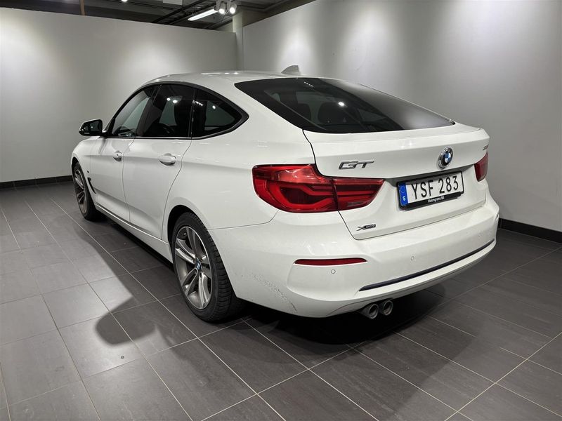 BMW 320 bild 2