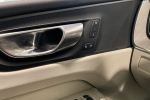 Volvo XC60 bild 13