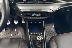 Hyundai i20 bild 13