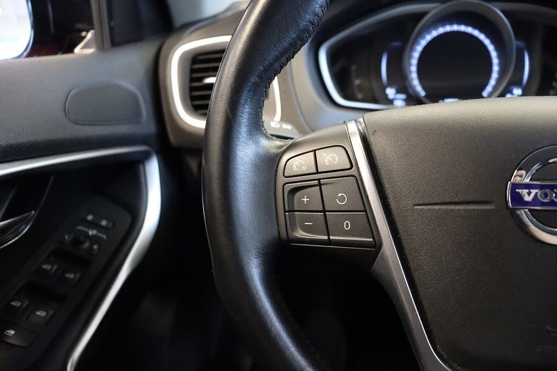 Volvo V40 bild 9