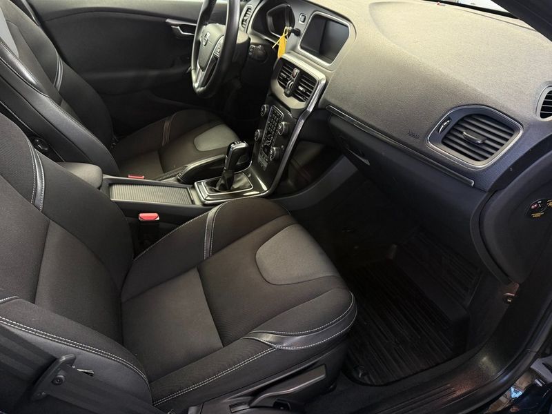 Volvo V40 bild 11