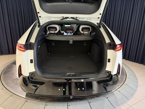 Mazda CX-6e bild 9
