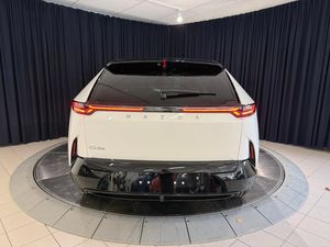 Mazda CX-6e bild 5