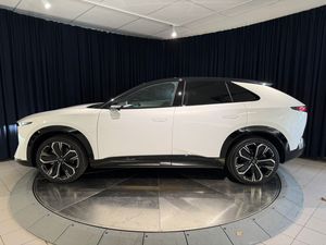 Mazda CX-6e bild 3