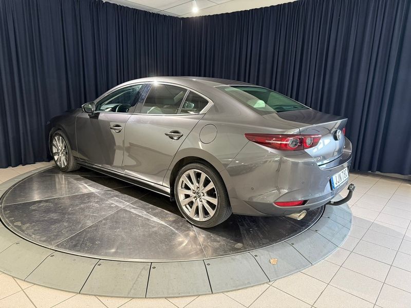 Mazda 3 bild 4
