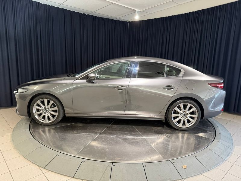 Mazda 3 bild 3